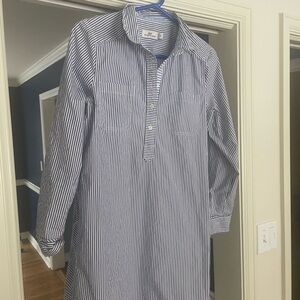 Vineyard Vines classic Womens Striped blue white coastal 10 nwot!! not outlet